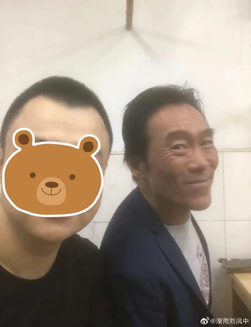 鄭浩南與粉絲親切合照.jpg